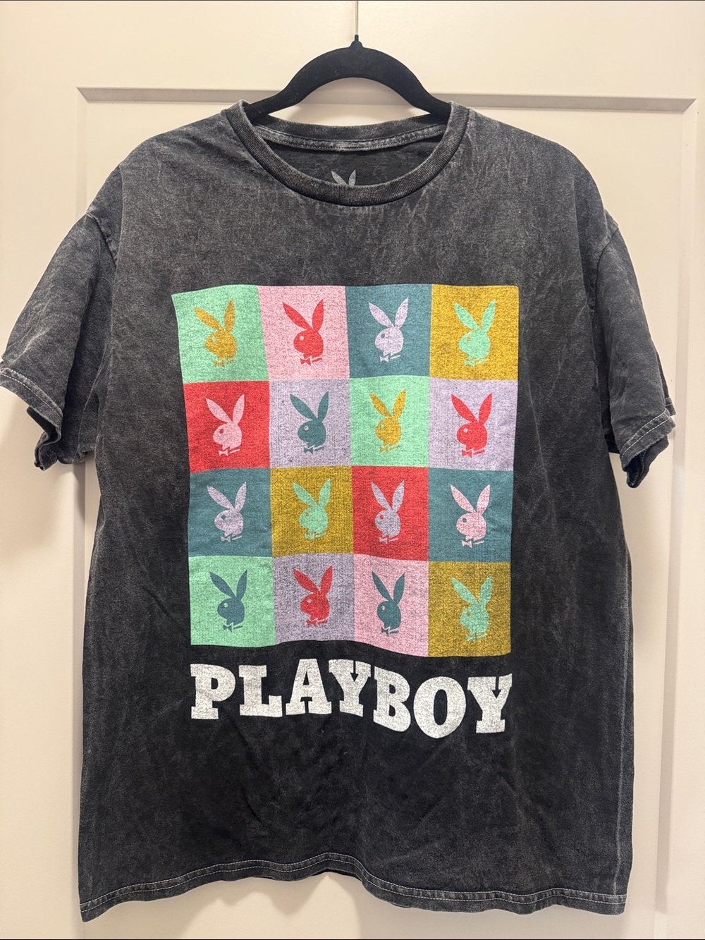PLAYBOY Tee with Multicolor Bunny Grid. L. Like New!🔥